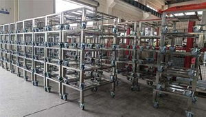 Dollys en acier inoxydable.jpg